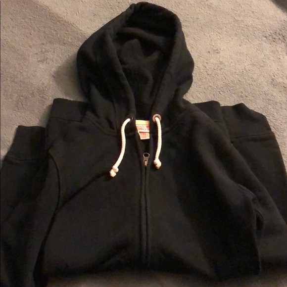 mossimo black zip up hoodie